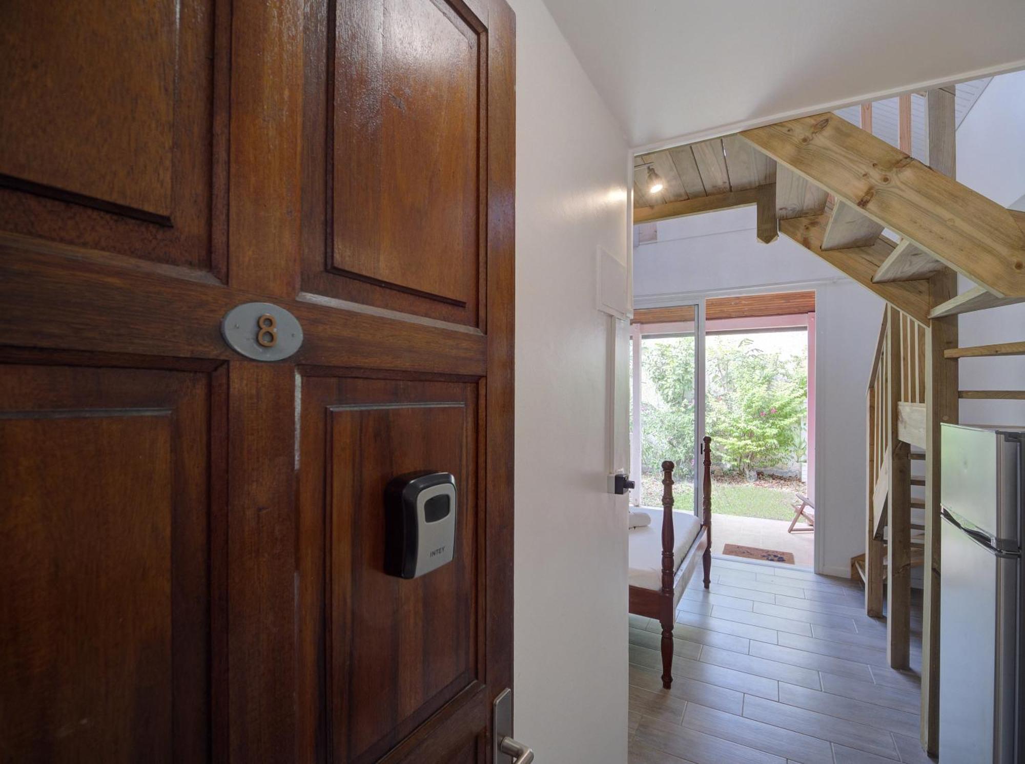 Résidence Ti'Kéol - Appartements avec terrasse 2 à 4 personnes, piscine Sainte-Anne Esterno foto