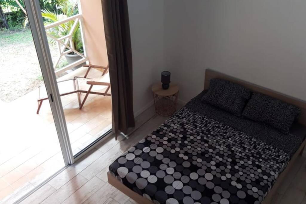 Résidence Ti'Kéol - Appartements avec terrasse 2 à 4 personnes, piscine Sainte-Anne Esterno foto